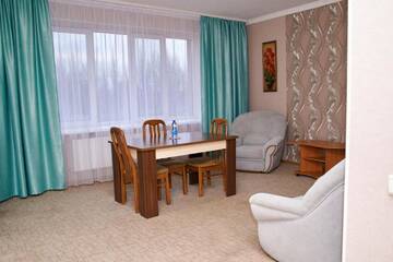 Фото Мотели Hotel Uyut г. Dimitrov 4