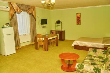 Фото номера Люкс Мотели Hotel Uyut г. Dimitrov 9