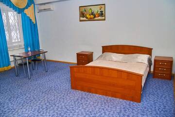 Фото номера Большой двухместный номер с 1 кроватью Мотели Hotel Uyut г. Dimitrov 7